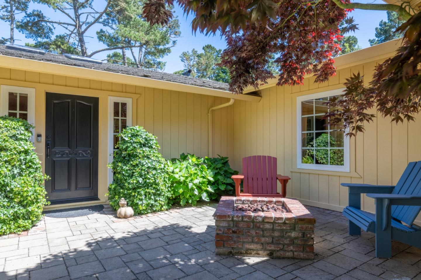Detail Gallery Image 7 of 36 For 5 Wyndemere Vale, Monterey,  CA 93940 - 3 Beds | 2 Baths