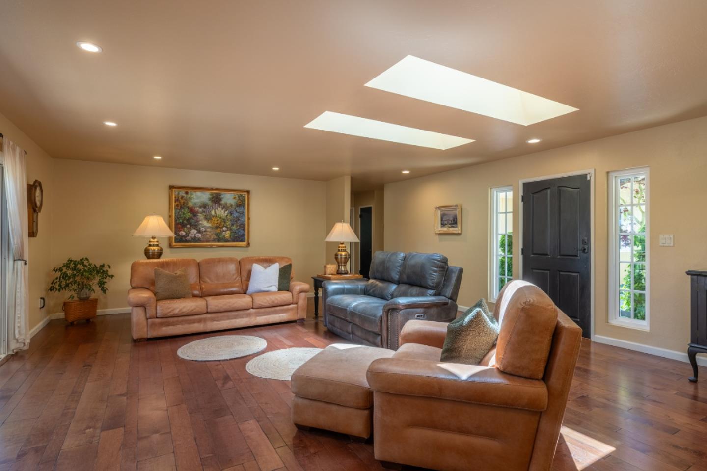 Detail Gallery Image 8 of 36 For 5 Wyndemere Vale, Monterey,  CA 93940 - 3 Beds | 2 Baths