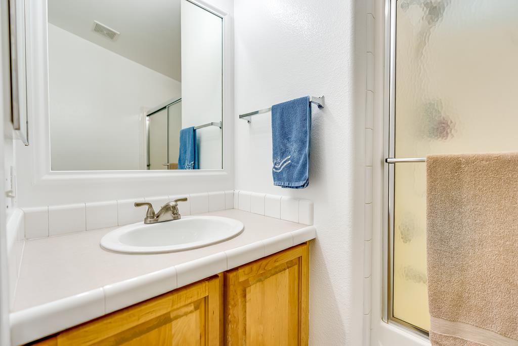 Detail Gallery Image 9 of 16 For 6011 Scotts Valley Dr #15,  Scotts Valley,  CA 95066 - 4 Beds | 2 Baths