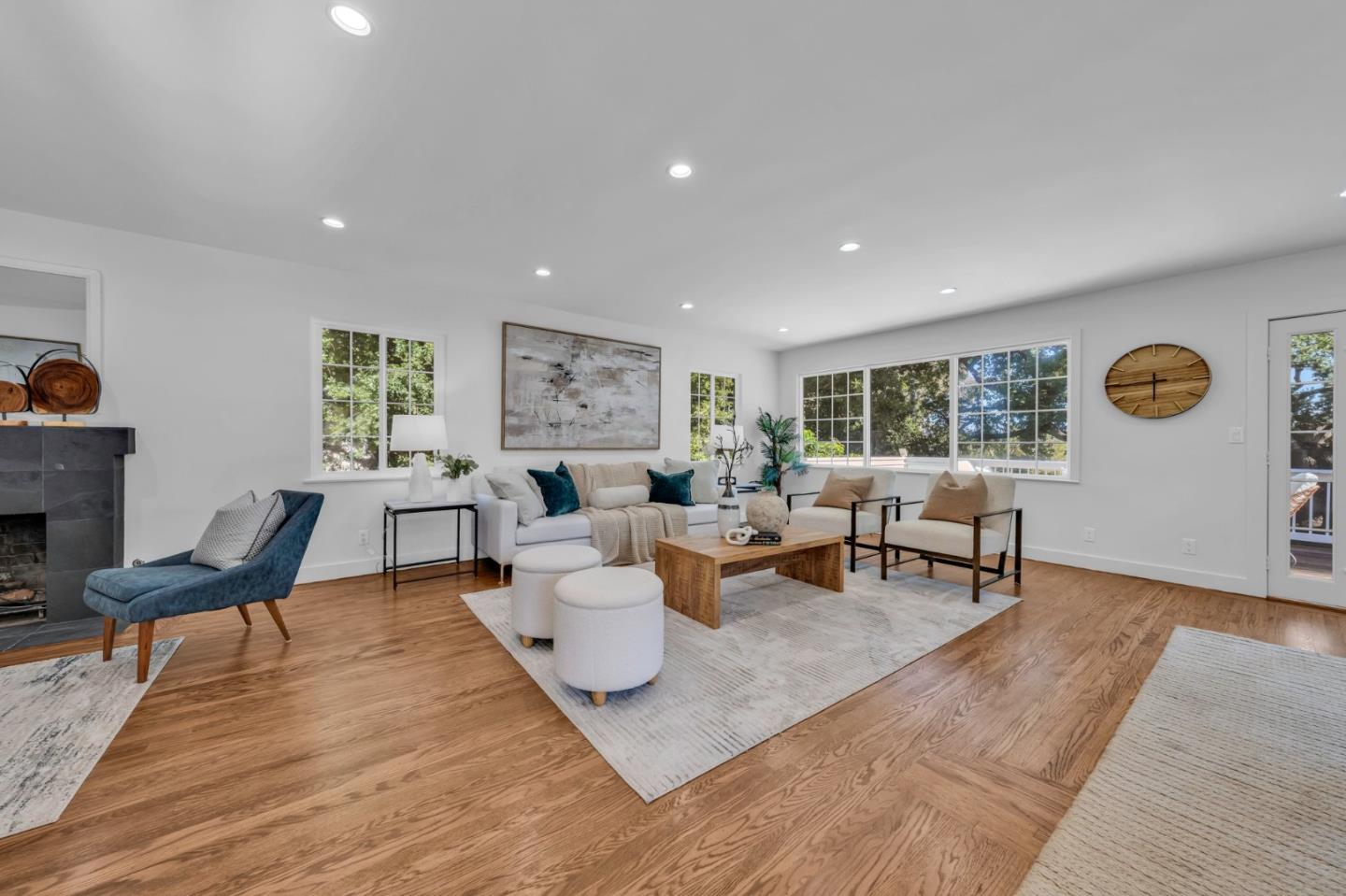 Detail Gallery Image 12 of 63 For 23951 Spalding Ave, Los Altos,  CA 94024 - 4 Beds | 2 Baths