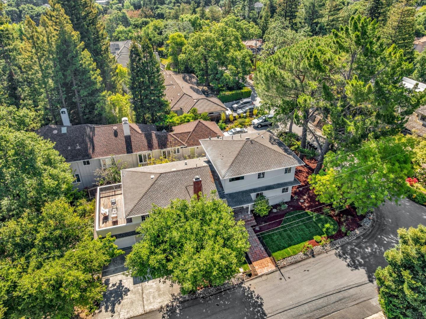 Detail Gallery Image 56 of 63 For 23951 Spalding Ave, Los Altos,  CA 94024 - 4 Beds | 2 Baths
