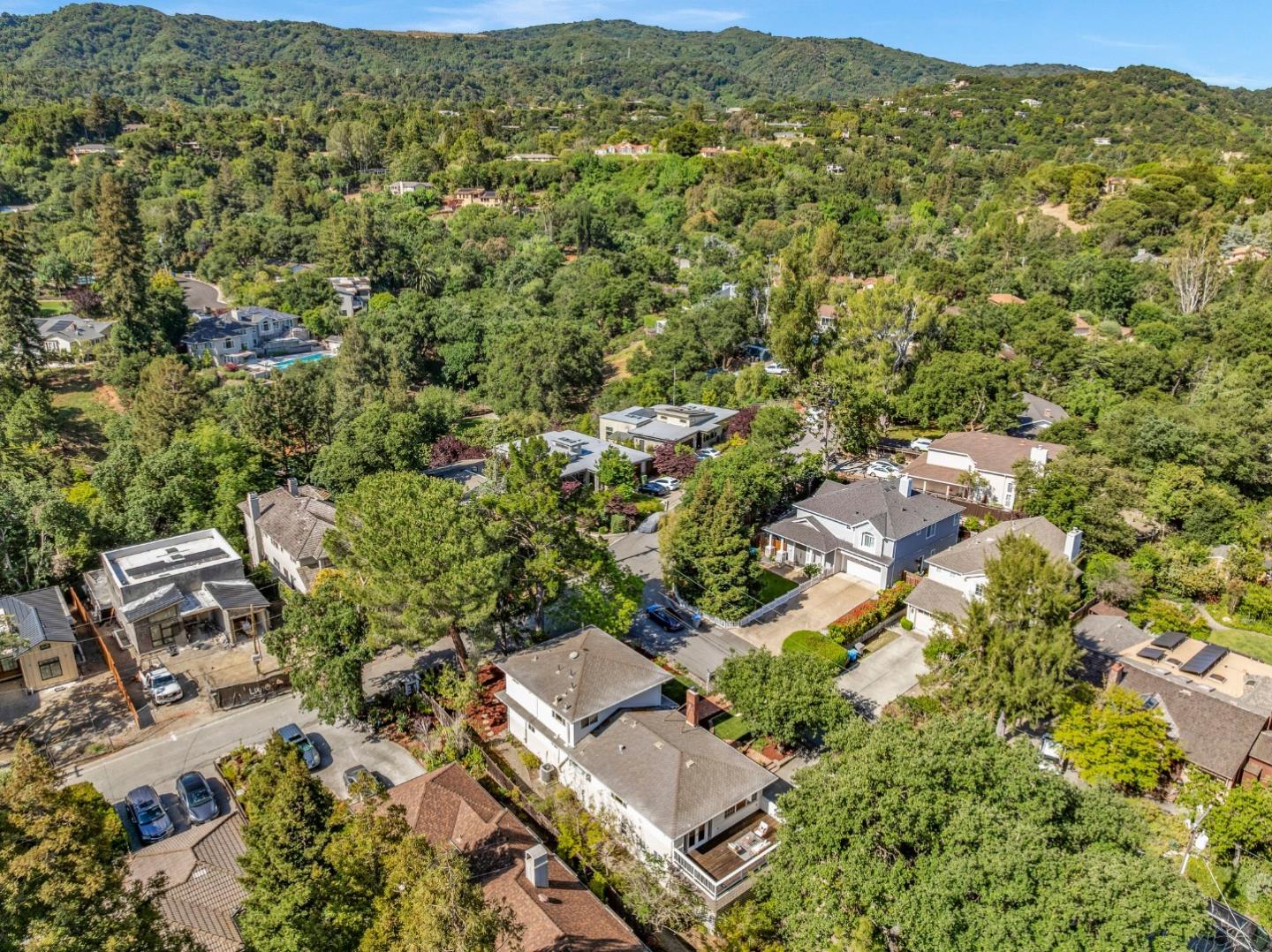 Detail Gallery Image 60 of 63 For 23951 Spalding Ave, Los Altos,  CA 94024 - 4 Beds | 2 Baths