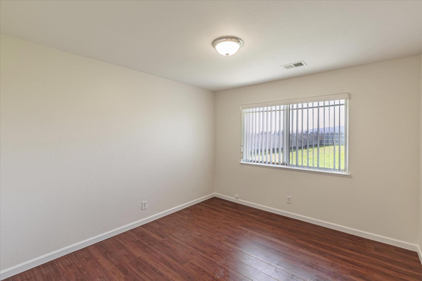Detail Gallery Image 7 of 14 For 7381 Furlong Ave, Gilroy,  CA 95020 - 3 Beds | 2 Baths