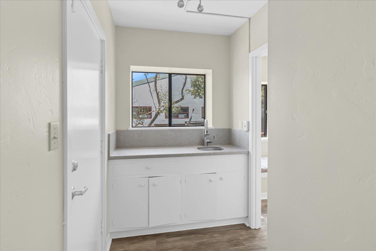 Detail Gallery Image 15 of 31 For 182 El Dorado St, Monterey,  CA 93940 - – Beds | – Baths