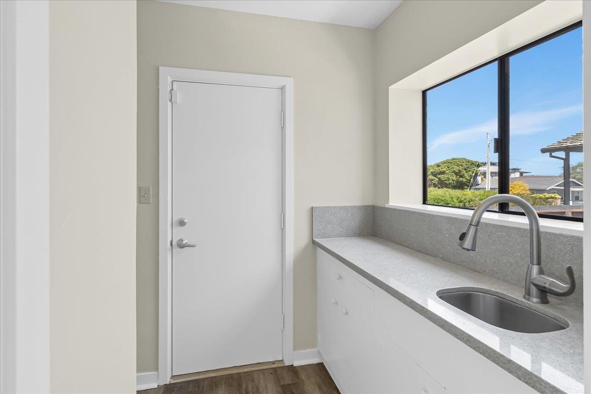 Detail Gallery Image 16 of 31 For 182 El Dorado St, Monterey,  CA 93940 - – Beds | – Baths