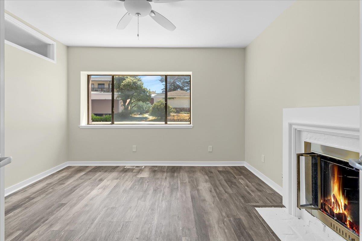 Detail Gallery Image 21 of 31 For 182 El Dorado St, Monterey,  CA 93940 - – Beds | – Baths