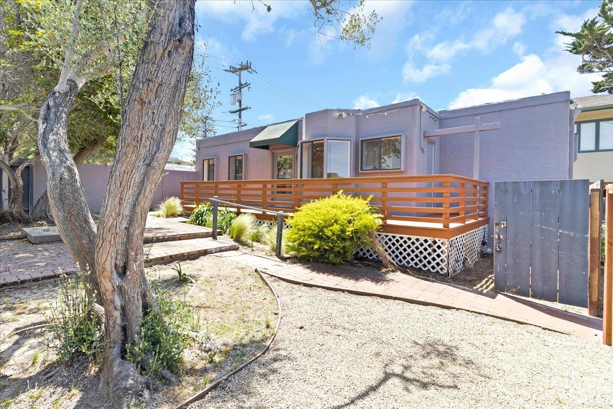Detail Gallery Image 7 of 31 For 182 El Dorado St, Monterey,  CA 93940 - – Beds | – Baths
