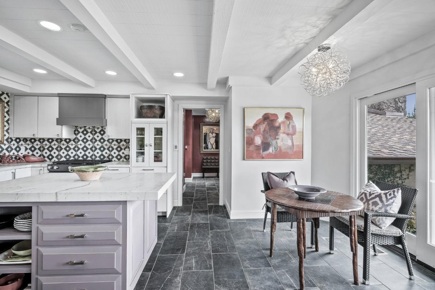 Detail Gallery Image 10 of 50 For 25550 Rio Vista Dr, Carmel,  CA 93923 - 3 Beds | 3/1 Baths