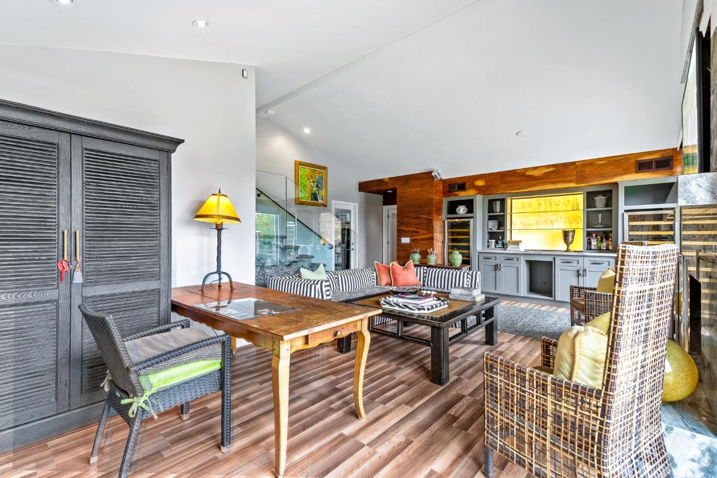 Detail Gallery Image 17 of 50 For 25550 Rio Vista Dr, Carmel,  CA 93923 - 3 Beds | 3/1 Baths