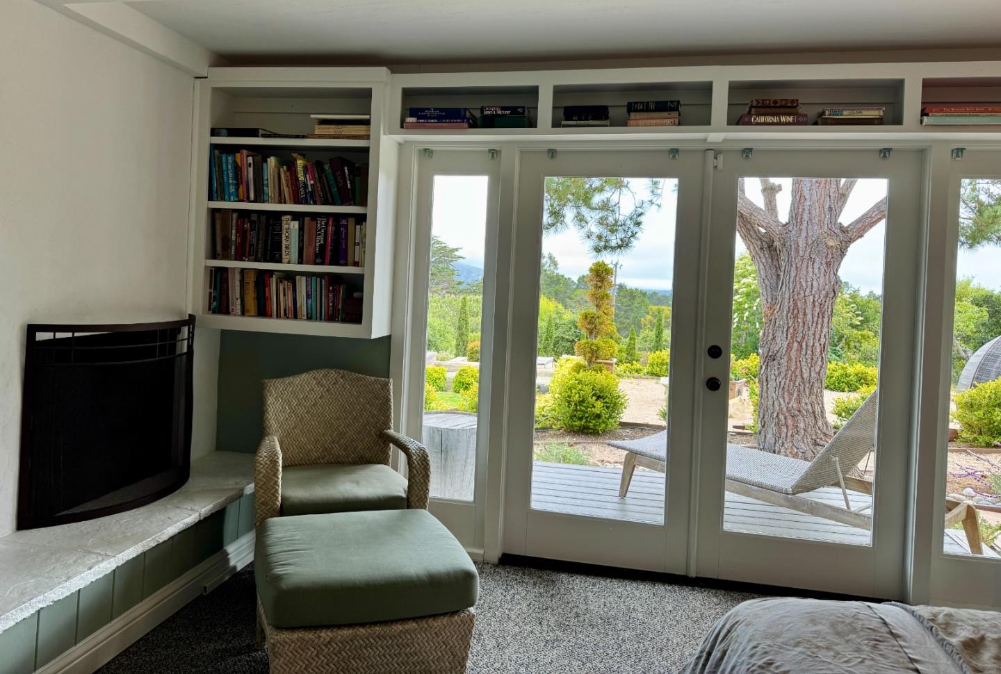 Detail Gallery Image 21 of 50 For 25550 Rio Vista Dr, Carmel,  CA 93923 - 3 Beds | 3/1 Baths