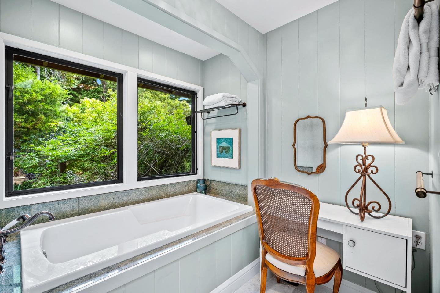 Detail Gallery Image 23 of 50 For 25550 Rio Vista Dr, Carmel,  CA 93923 - 3 Beds | 3/1 Baths