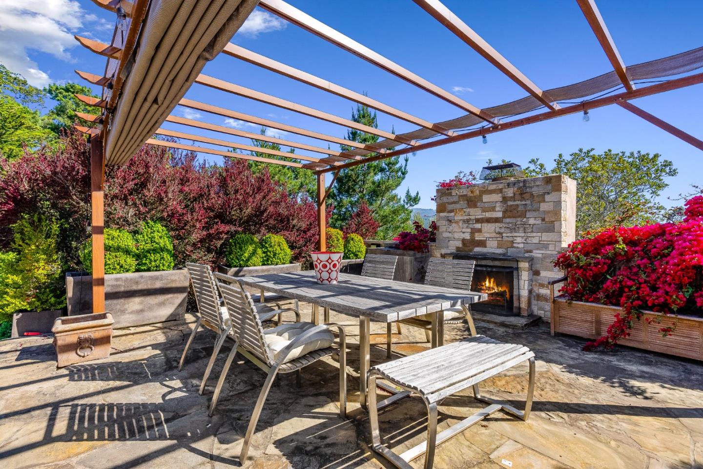 Detail Gallery Image 35 of 50 For 25550 Rio Vista Dr, Carmel,  CA 93923 - 3 Beds | 3/1 Baths