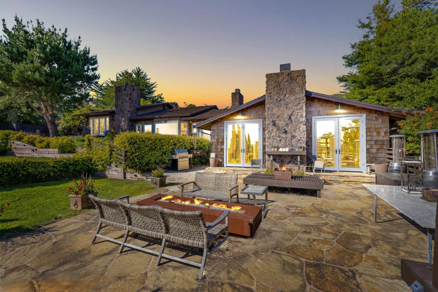 Detail Gallery Image 46 of 50 For 25550 Rio Vista Dr, Carmel,  CA 93923 - 3 Beds | 3/1 Baths