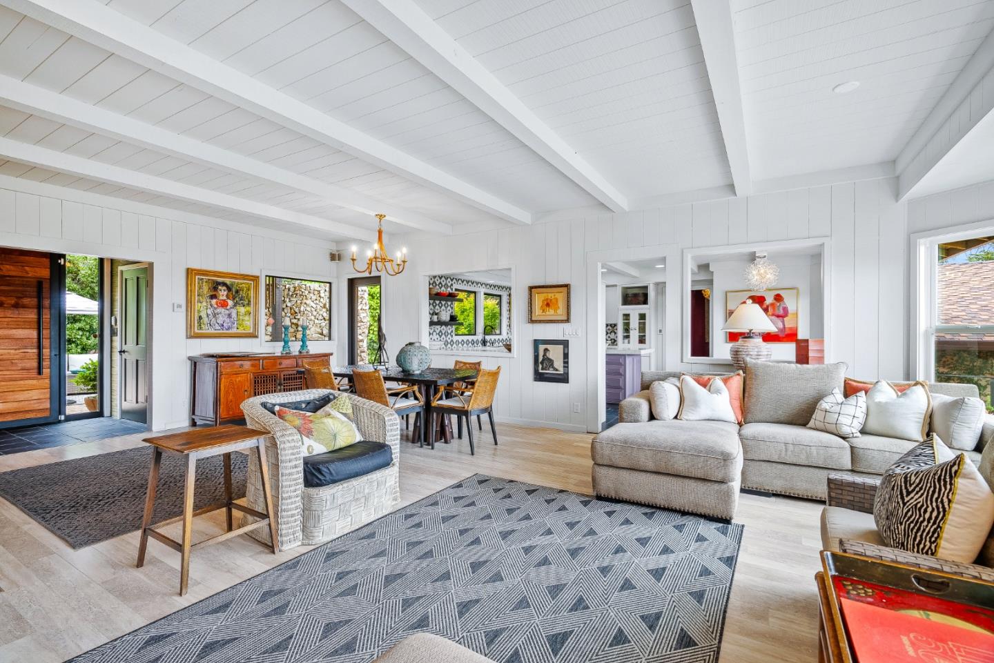 Detail Gallery Image 7 of 50 For 25550 Rio Vista Dr, Carmel,  CA 93923 - 3 Beds | 3/1 Baths