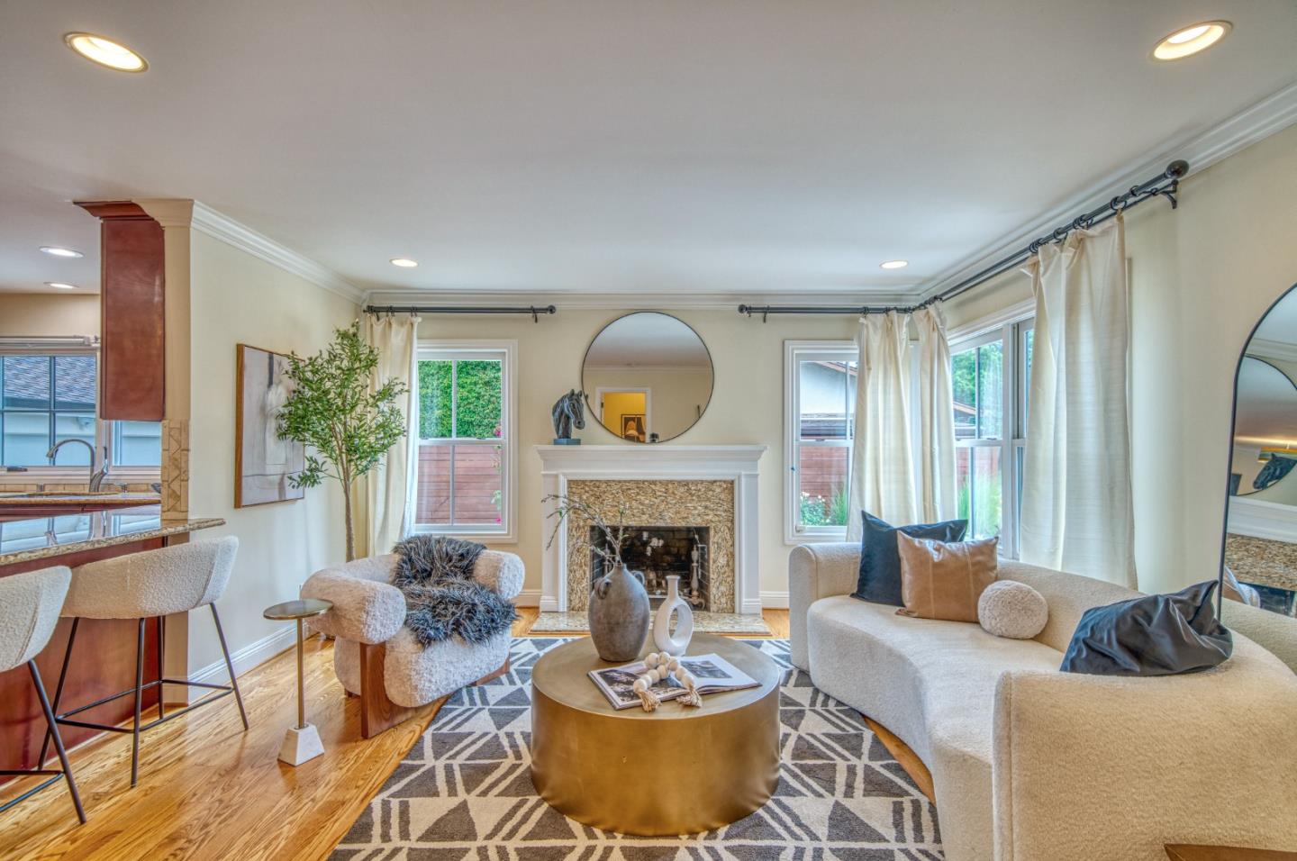 Detail Gallery Image 10 of 66 For 2618 Brewster Ave, Redwood City,  CA 94062 - 3 Beds | 3/1 Baths