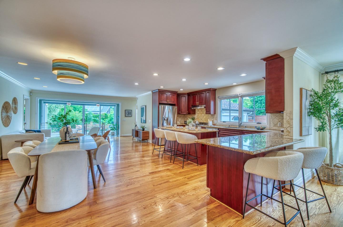 Detail Gallery Image 11 of 66 For 2618 Brewster Ave, Redwood City,  CA 94062 - 3 Beds | 3/1 Baths