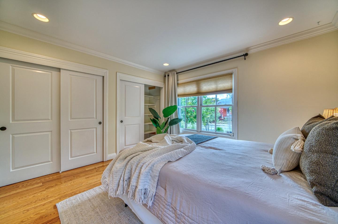 Detail Gallery Image 24 of 66 For 2618 Brewster Ave, Redwood City,  CA 94062 - 3 Beds | 3/1 Baths