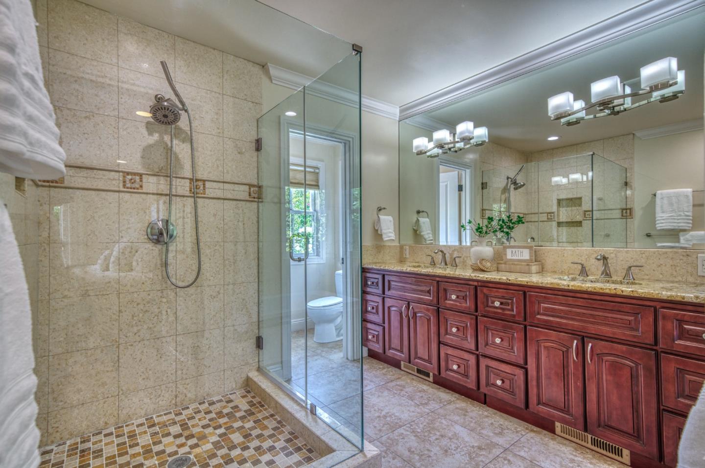 Detail Gallery Image 34 of 66 For 2618 Brewster Ave, Redwood City,  CA 94062 - 3 Beds | 3/1 Baths