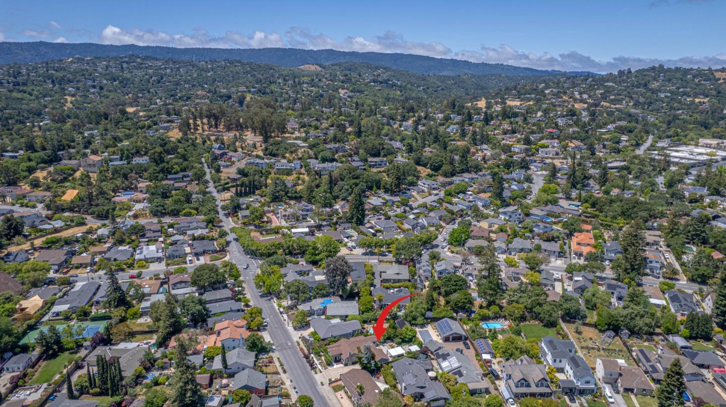 Detail Gallery Image 57 of 66 For 2618 Brewster Ave, Redwood City,  CA 94062 - 3 Beds | 3/1 Baths