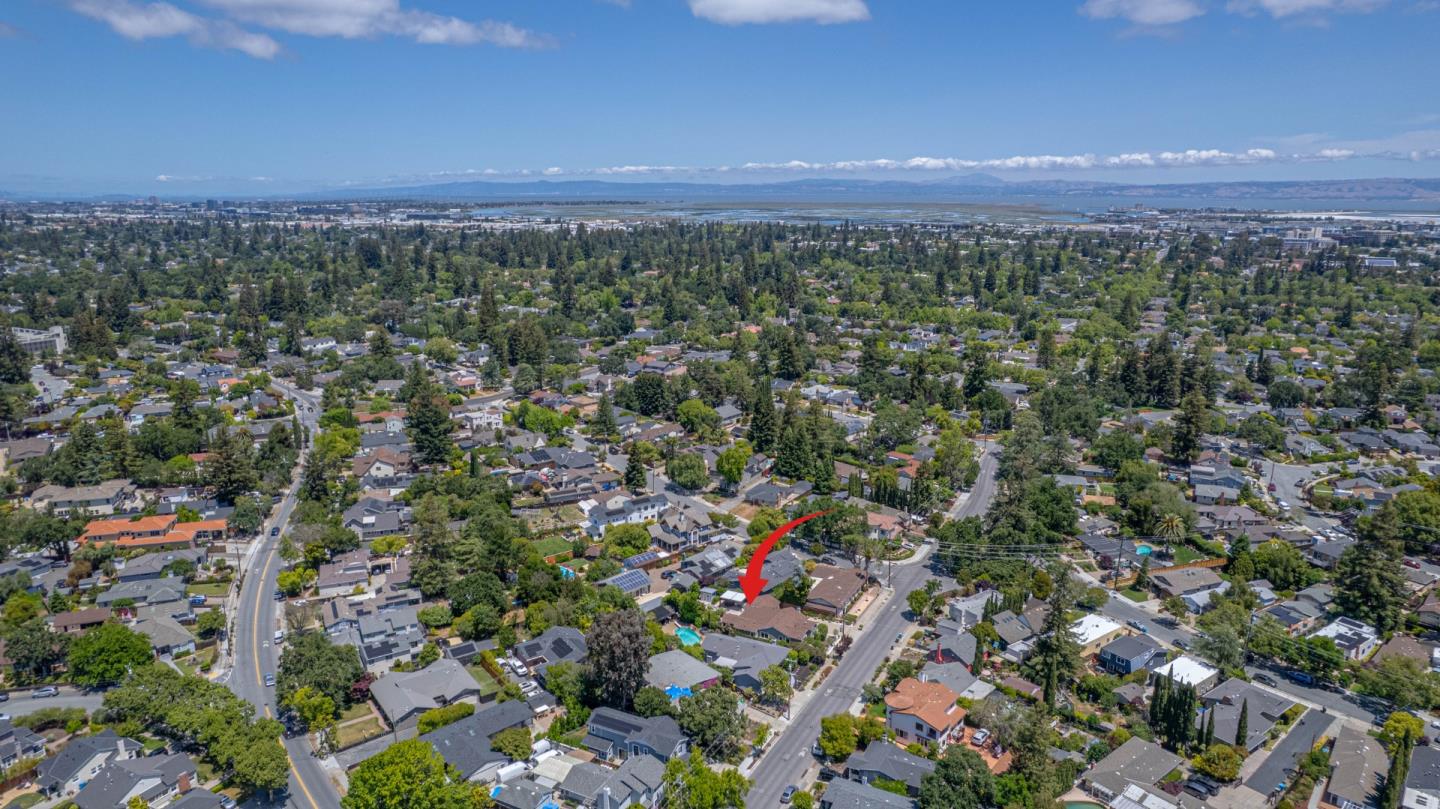 Detail Gallery Image 58 of 66 For 2618 Brewster Ave, Redwood City,  CA 94062 - 3 Beds | 3/1 Baths