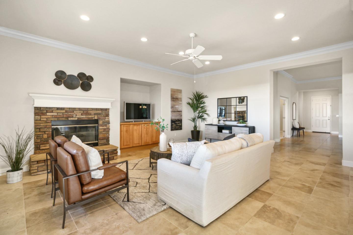 Detail Gallery Image 11 of 81 For 4040 Morning View Way, El Dorado Hills,  CA 95762 - 4 Beds | 3 Baths