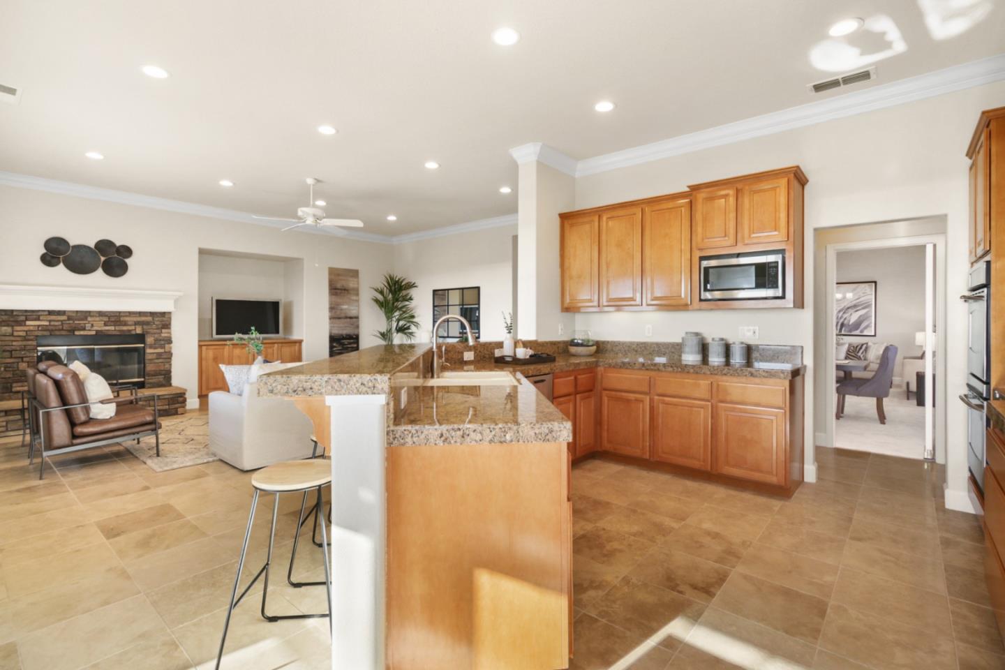 Detail Gallery Image 19 of 81 For 4040 Morning View Way, El Dorado Hills,  CA 95762 - 4 Beds | 3 Baths