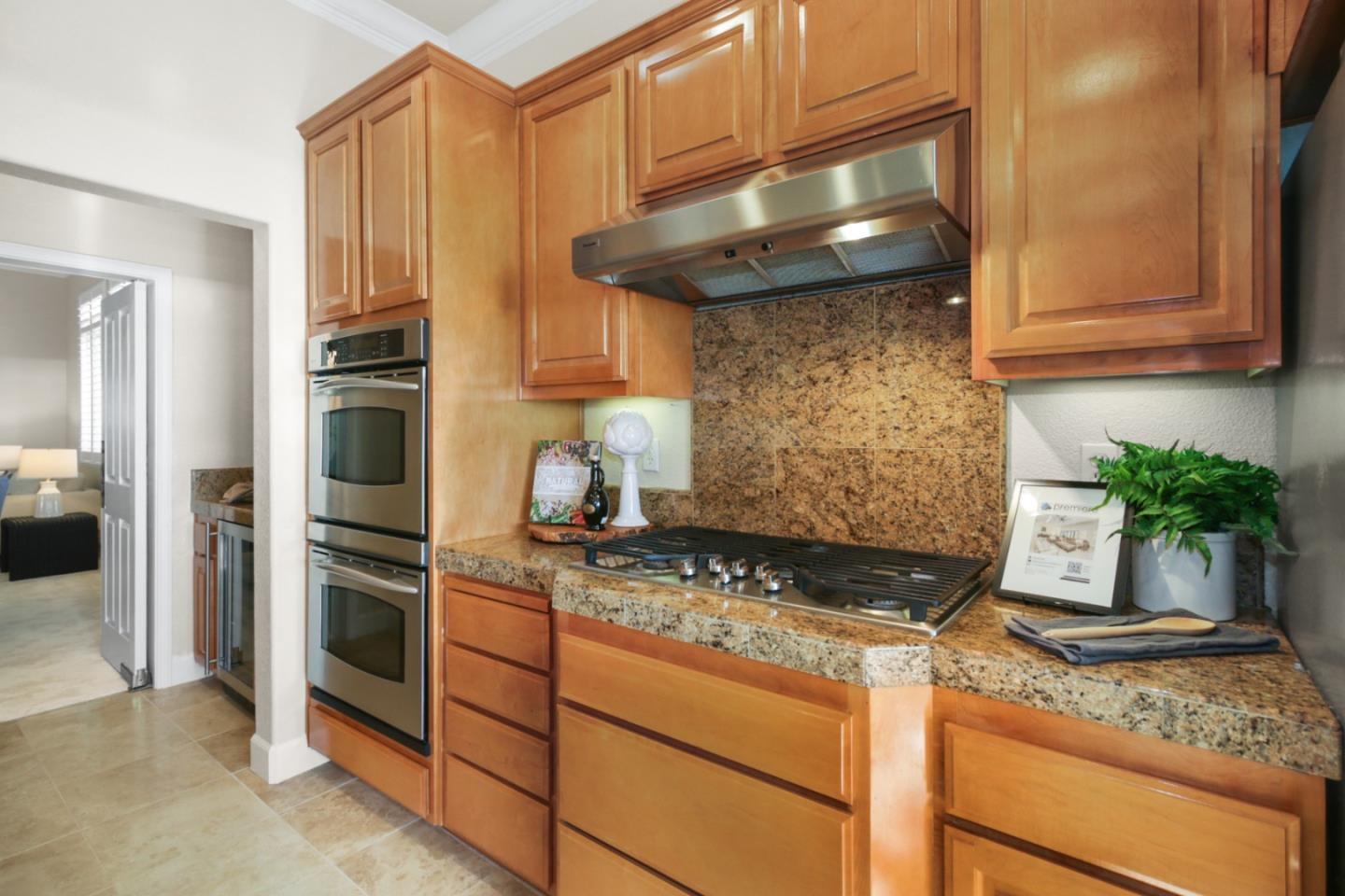 Detail Gallery Image 20 of 81 For 4040 Morning View Way, El Dorado Hills,  CA 95762 - 4 Beds | 3 Baths