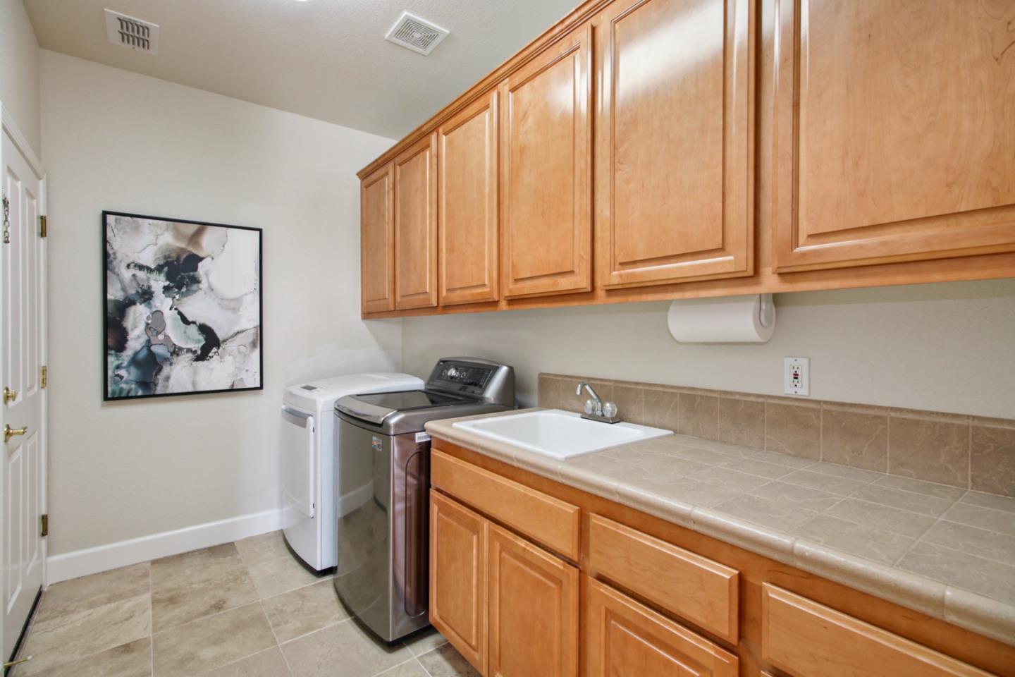 Detail Gallery Image 37 of 81 For 4040 Morning View Way, El Dorado Hills,  CA 95762 - 4 Beds | 3 Baths