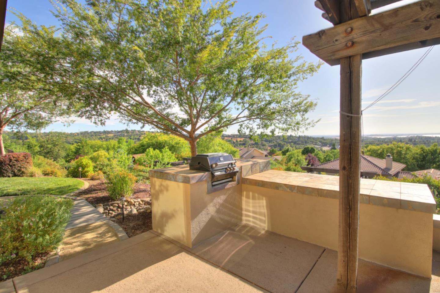 Detail Gallery Image 42 of 81 For 4040 Morning View Way, El Dorado Hills,  CA 95762 - 4 Beds | 3 Baths