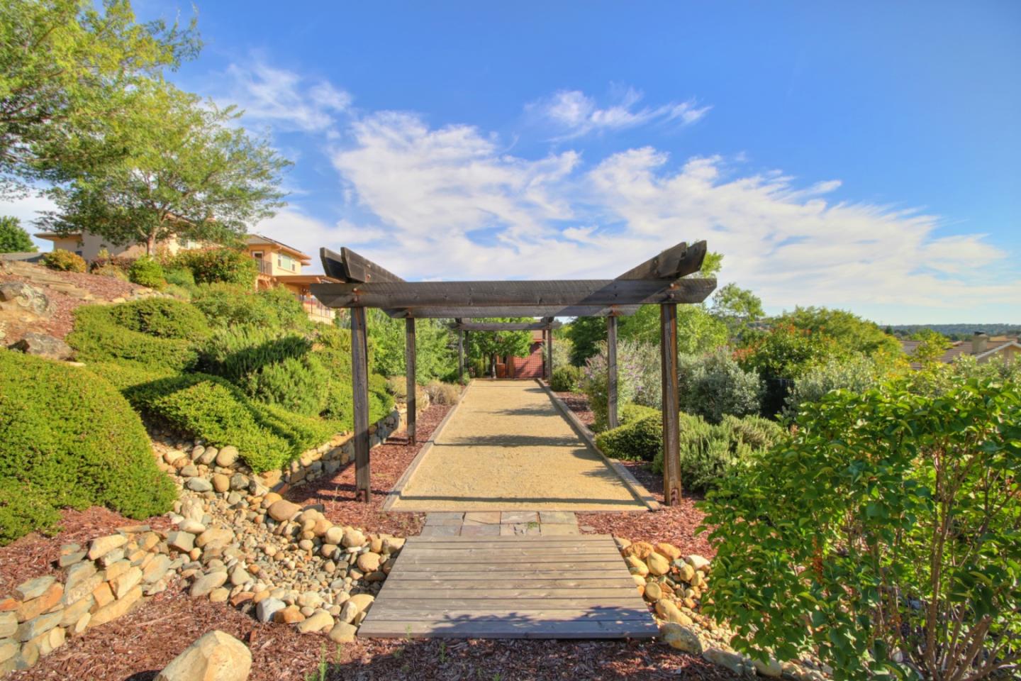 Detail Gallery Image 48 of 81 For 4040 Morning View Way, El Dorado Hills,  CA 95762 - 4 Beds | 3 Baths