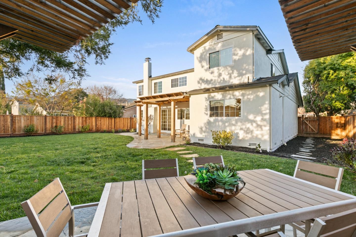 Detail Gallery Image 29 of 36 For 6034 Ostenberg Dr, San Jose,  CA 95120 - 5 Beds | 3 Baths