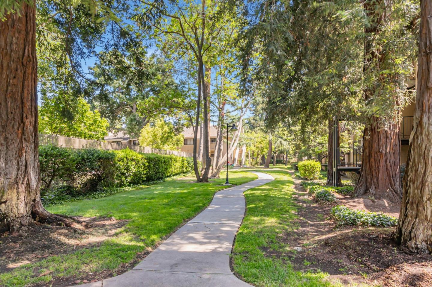 Detail Gallery Image 31 of 37 For 5376 Makati Cir, San Jose,  CA 95123 - 1 Beds | 1 Baths