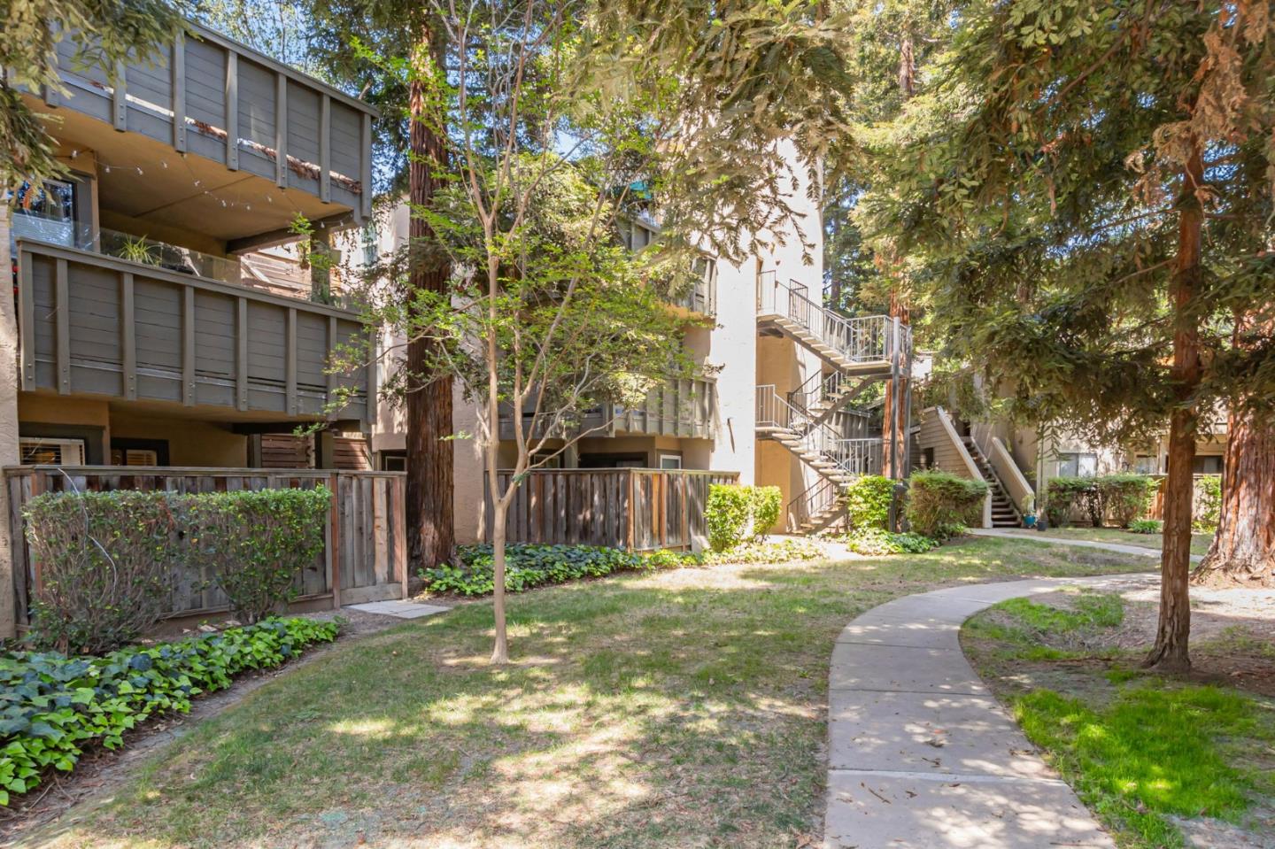 Detail Gallery Image 33 of 37 For 5376 Makati Cir, San Jose,  CA 95123 - 1 Beds | 1 Baths