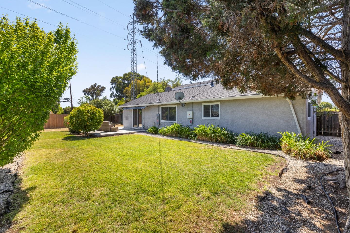 Detail Gallery Image 32 of 38 For 1795 Foxworthy Ave, San Jose,  CA 95124 - 6 Beds | 2/1 Baths