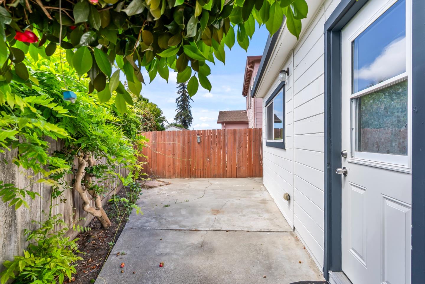 Detail Gallery Image 27 of 39 For 630 California St, Watsonville,  CA 95076 - 2 Beds | 1 Baths