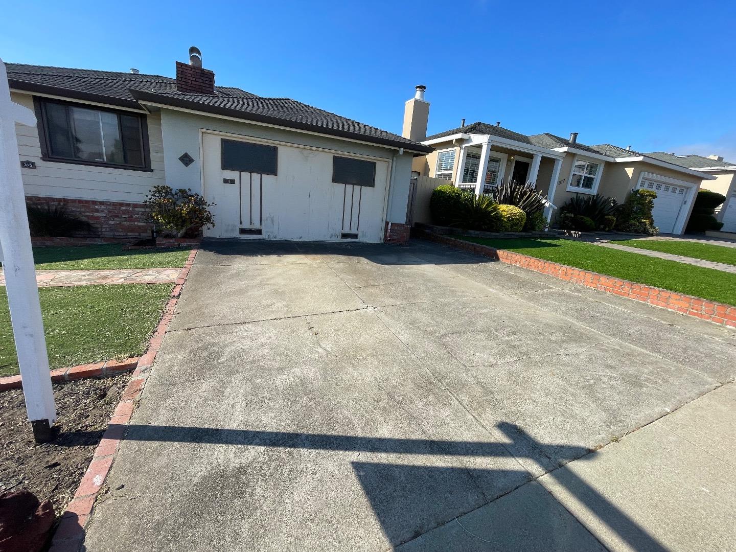 Detail Gallery Image 3 of 24 For 315 Hazelwood Dr, South San Francisco,  CA 94080 - 3 Beds | 2 Baths