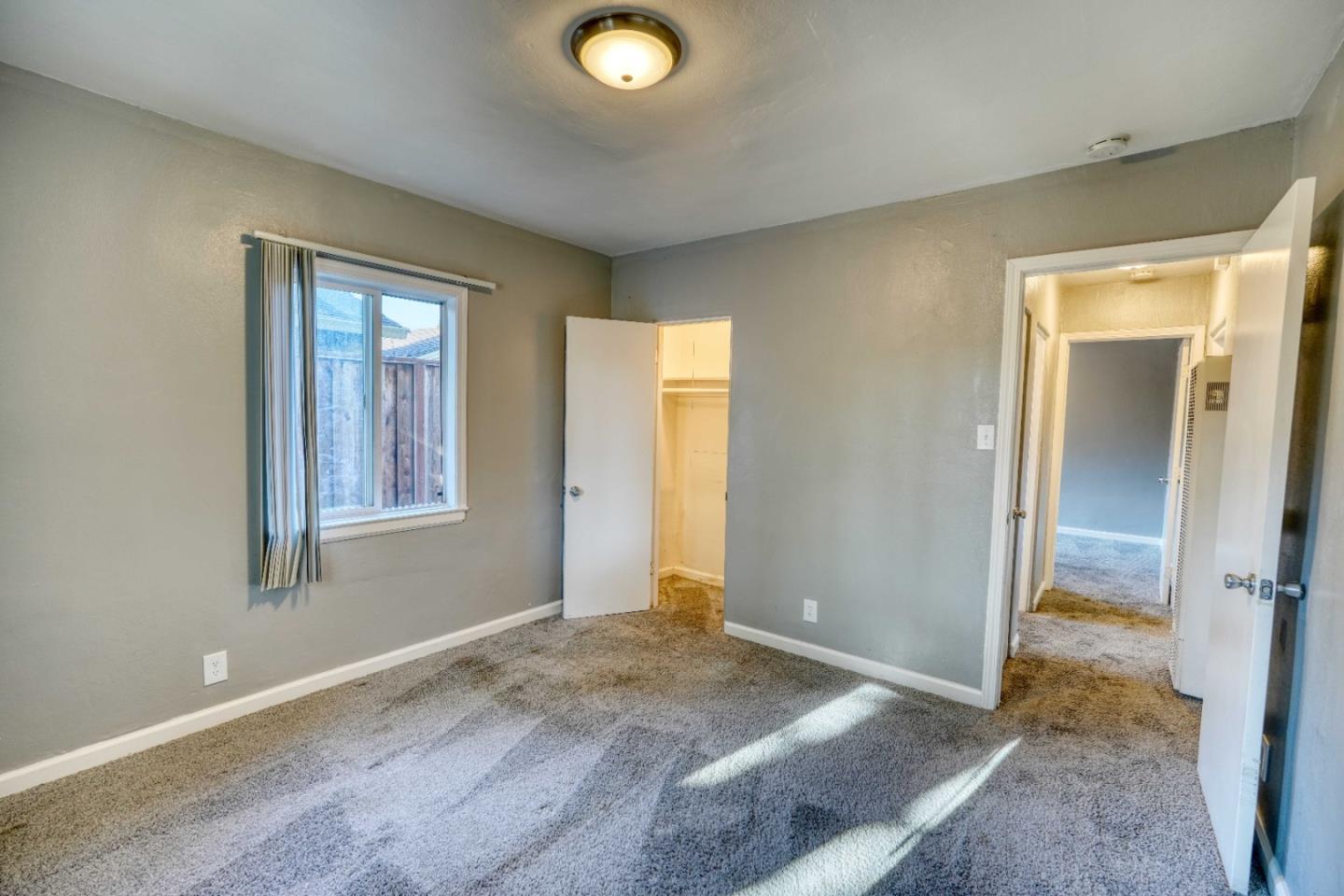 Detail Gallery Image 12 of 32 For 1871 Woodland Ave, East Palo Alto,  CA 94303 - 2 Beds | 1 Baths