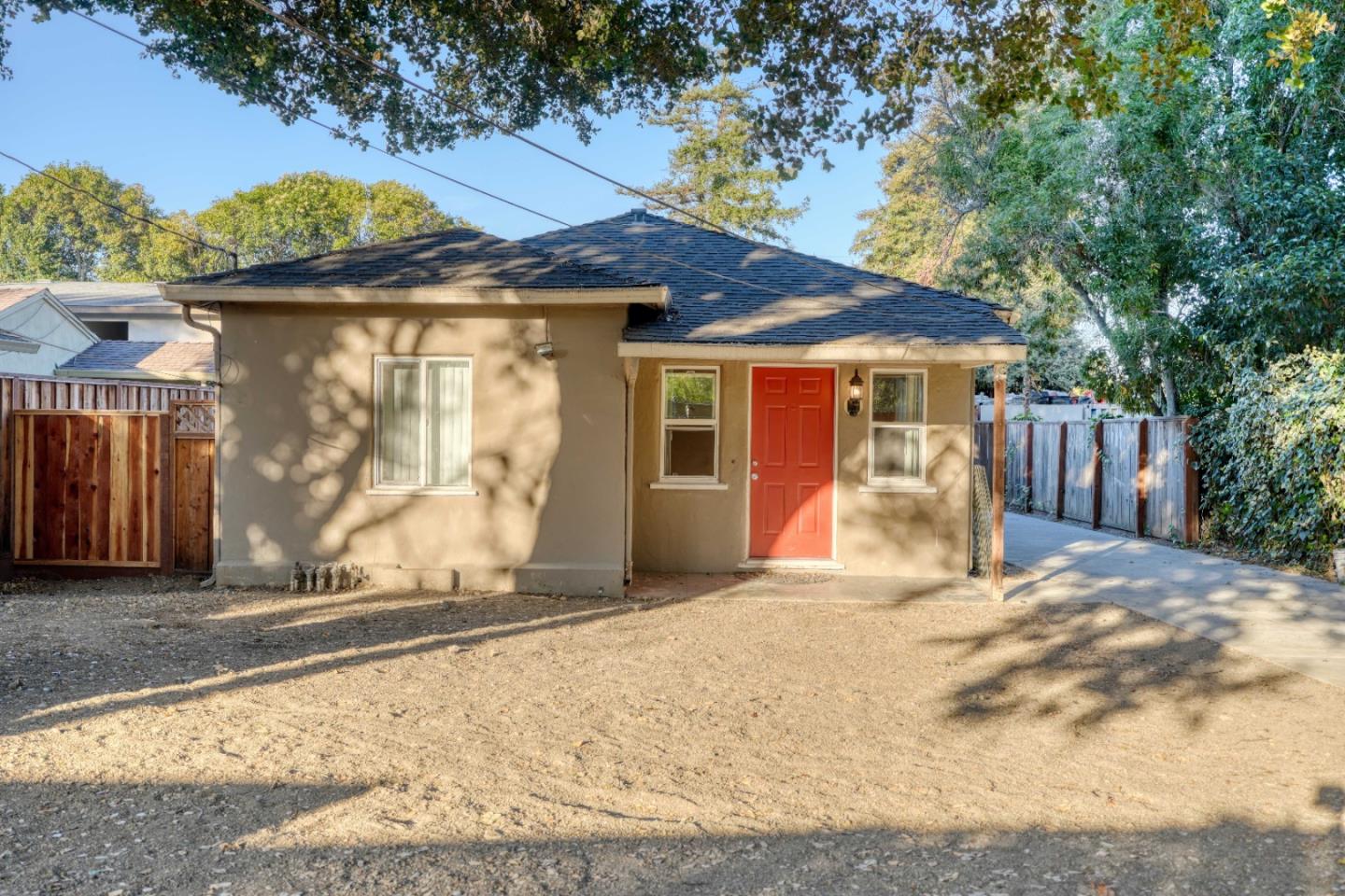 Detail Gallery Image 25 of 32 For 1871 Woodland Ave, East Palo Alto,  CA 94303 - 2 Beds | 1 Baths