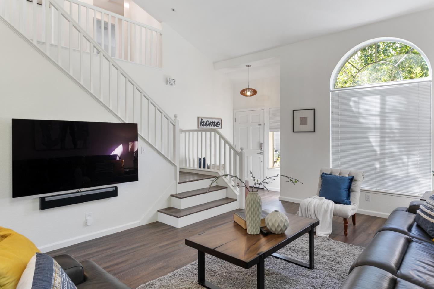 Detail Gallery Image 14 of 33 For 208 Sidesaddle Cir, Scotts Valley,  CA 95066 - 4 Beds | 2/1 Baths