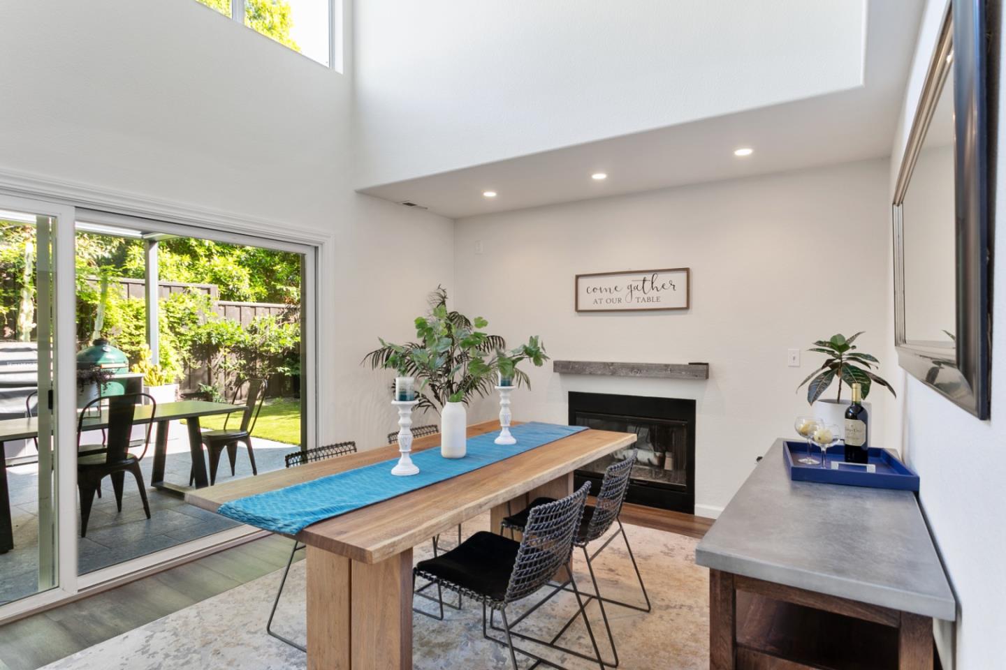 Detail Gallery Image 19 of 33 For 208 Sidesaddle Cir, Scotts Valley,  CA 95066 - 4 Beds | 2/1 Baths