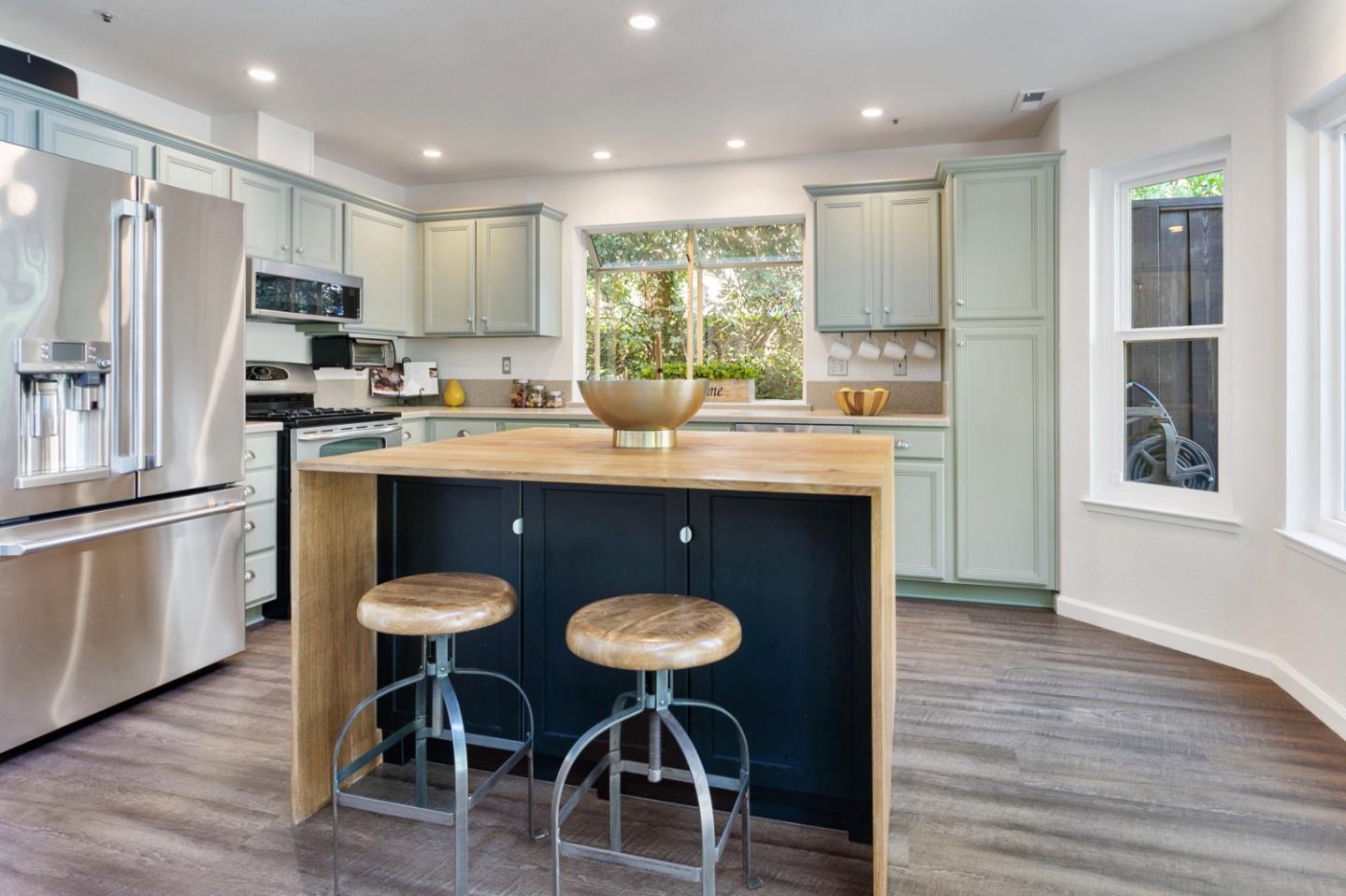 Detail Gallery Image 21 of 33 For 208 Sidesaddle Cir, Scotts Valley,  CA 95066 - 4 Beds | 2/1 Baths