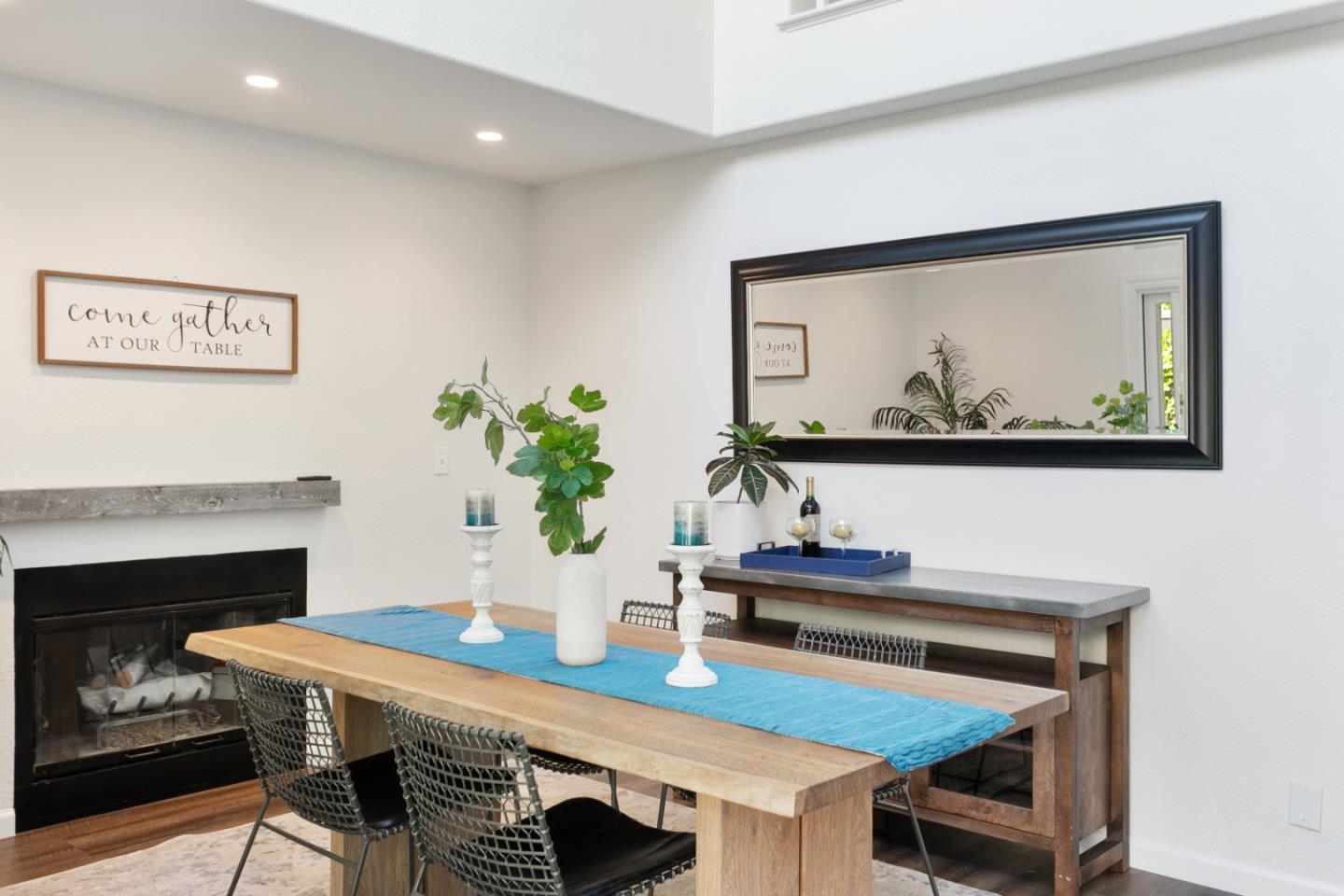 Detail Gallery Image 22 of 33 For 208 Sidesaddle Cir, Scotts Valley,  CA 95066 - 4 Beds | 2/1 Baths