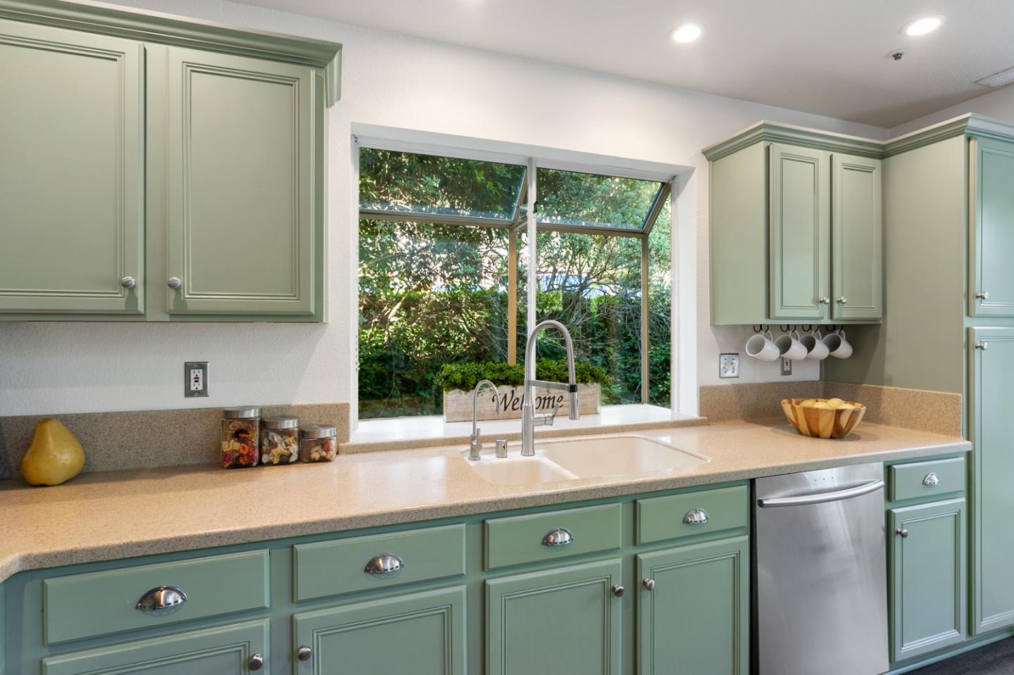 Detail Gallery Image 23 of 33 For 208 Sidesaddle Cir, Scotts Valley,  CA 95066 - 4 Beds | 2/1 Baths