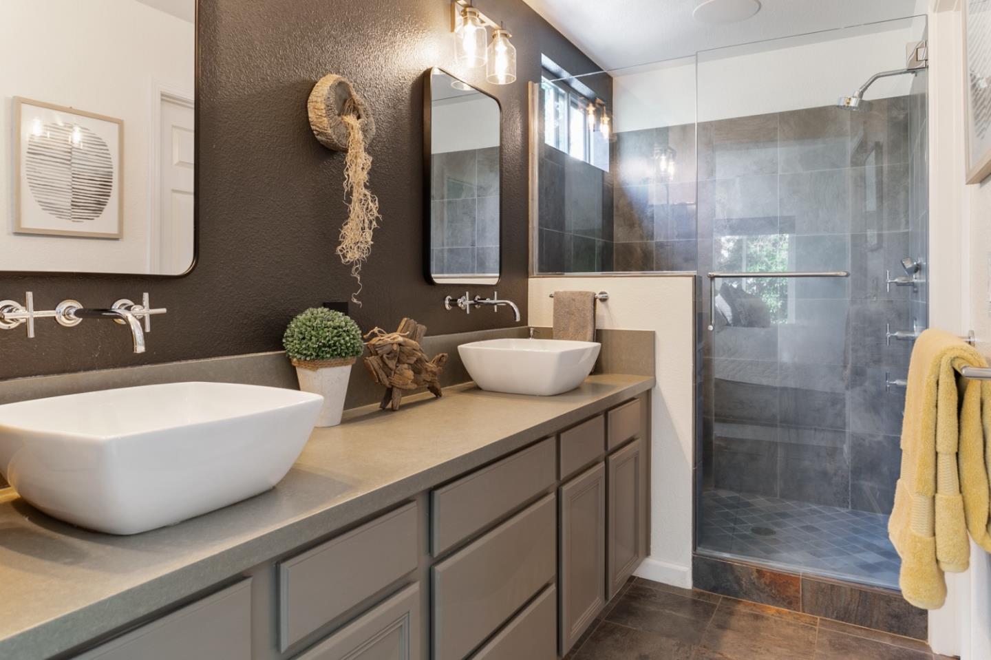 Detail Gallery Image 27 of 33 For 208 Sidesaddle Cir, Scotts Valley,  CA 95066 - 4 Beds | 2/1 Baths