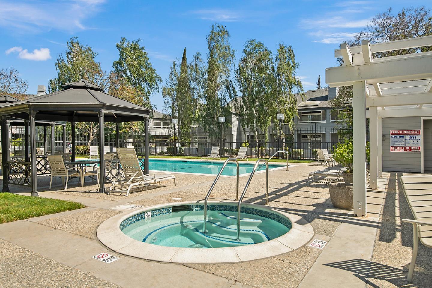Detail Gallery Image 19 of 21 For 1648 Parkview Green Cir, San Jose,  CA 95131 - 1 Beds | 1 Baths