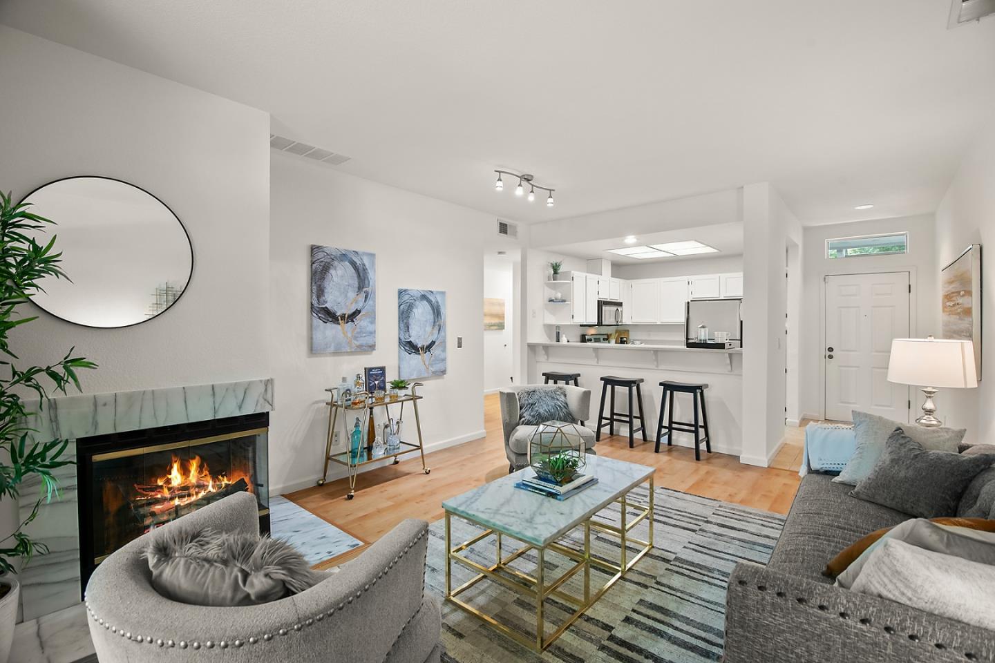 Detail Gallery Image 6 of 21 For 1648 Parkview Green Cir, San Jose,  CA 95131 - 1 Beds | 1 Baths