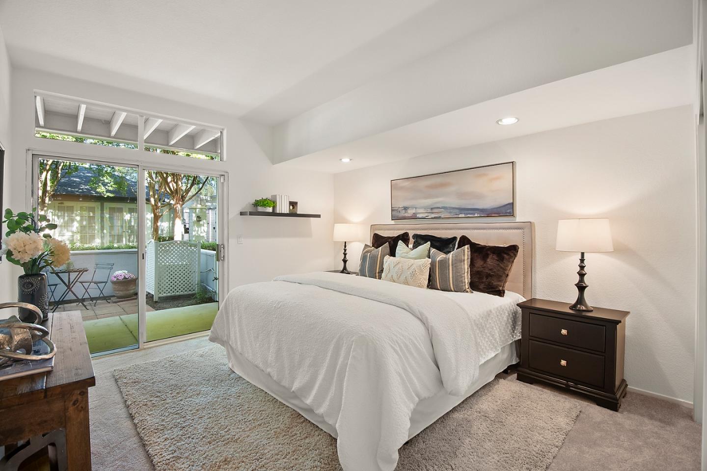 Detail Gallery Image 9 of 21 For 1648 Parkview Green Cir, San Jose,  CA 95131 - 1 Beds | 1 Baths
