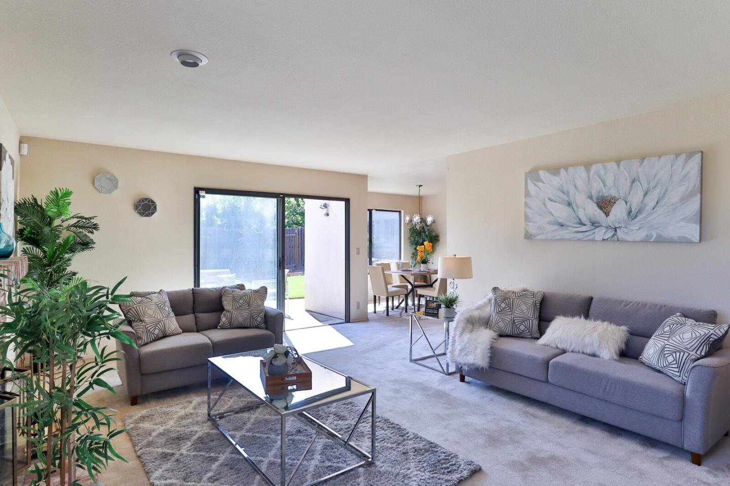 Detail Gallery Image 2 of 52 For 8760 Rancho Hills Dr, Gilroy,  CA 95020 - 4 Beds | 3 Baths