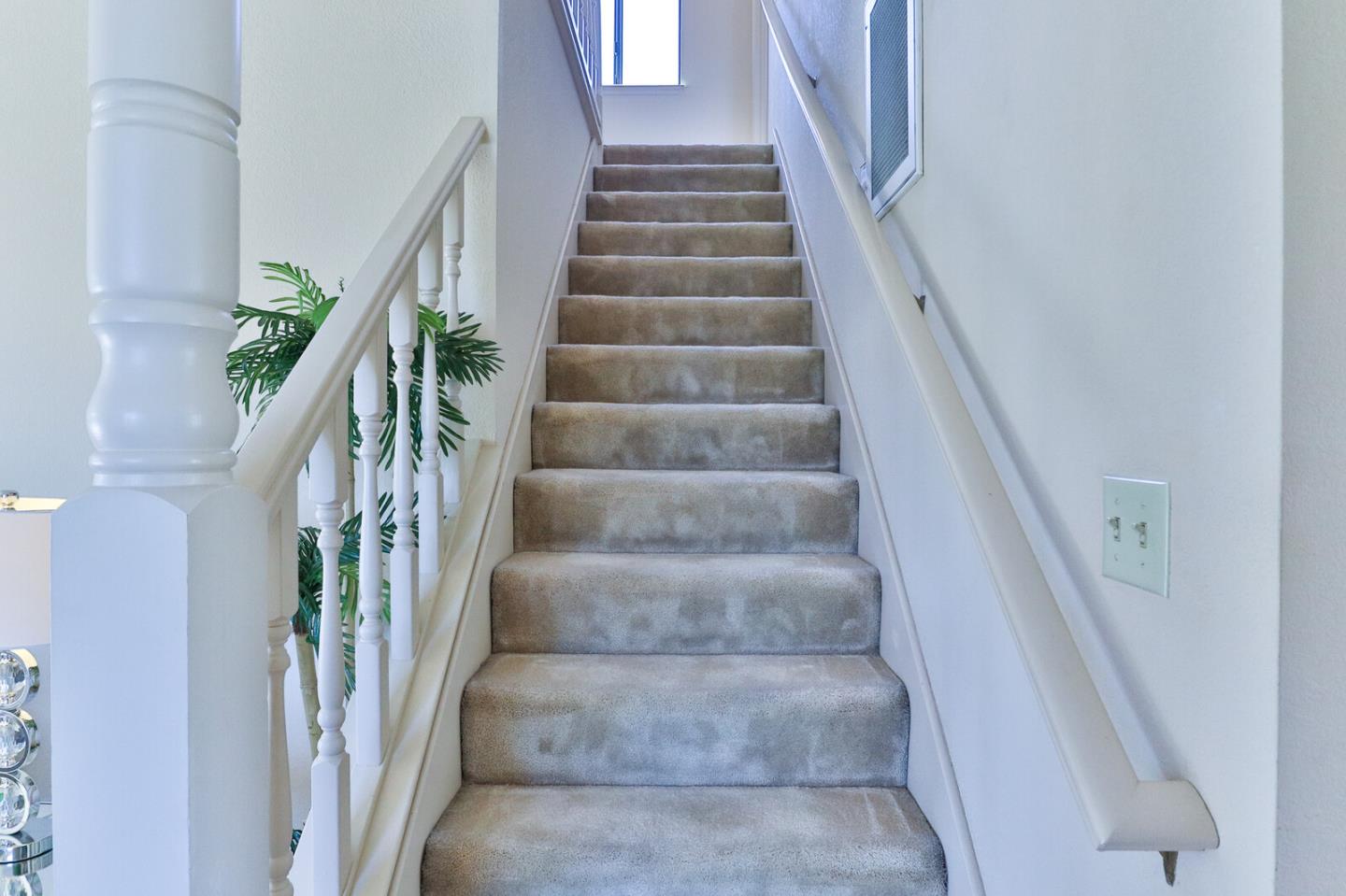 Detail Gallery Image 27 of 52 For 8760 Rancho Hills Dr, Gilroy,  CA 95020 - 4 Beds | 3 Baths