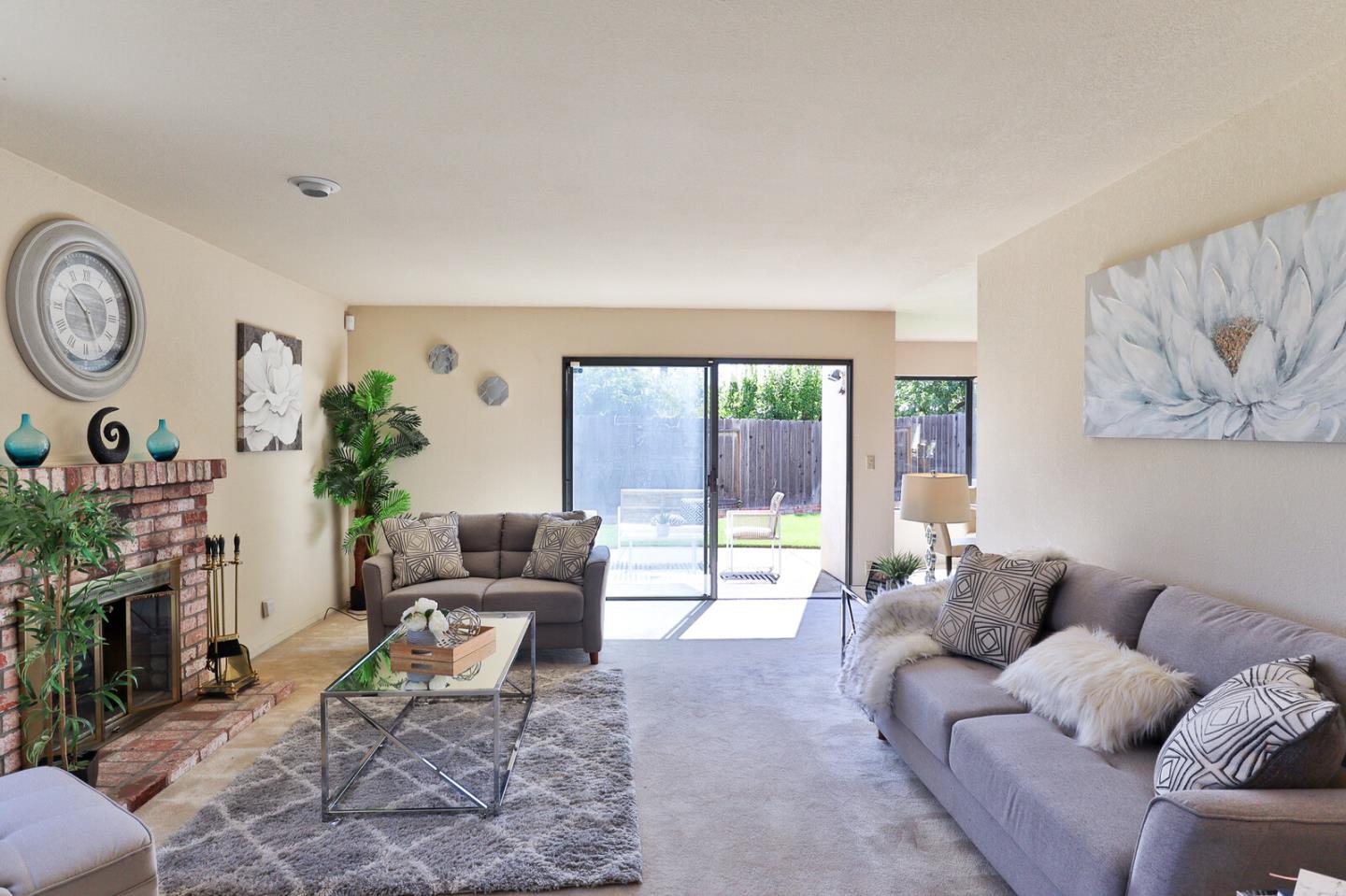 Detail Gallery Image 3 of 52 For 8760 Rancho Hills Dr, Gilroy,  CA 95020 - 4 Beds | 3 Baths
